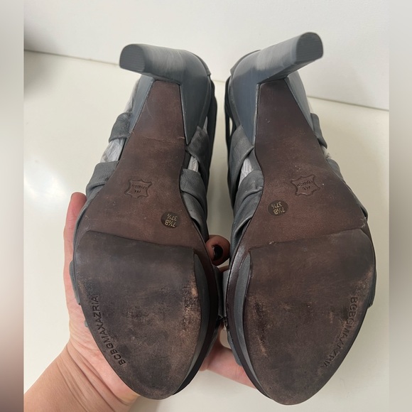 NEW!! BCBGMAXAZRIA Strappy Knotted Leather High Heels 4” plus Sz 7.5 - Picture 5 of 10